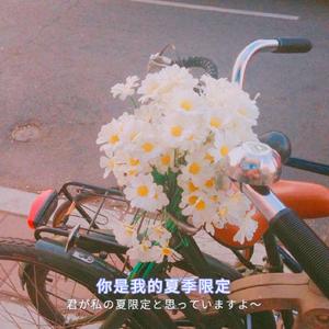 高中女学生的粉嫩小泬
