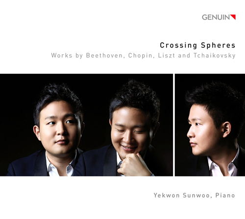 高中女学生的粉嫩小泬
